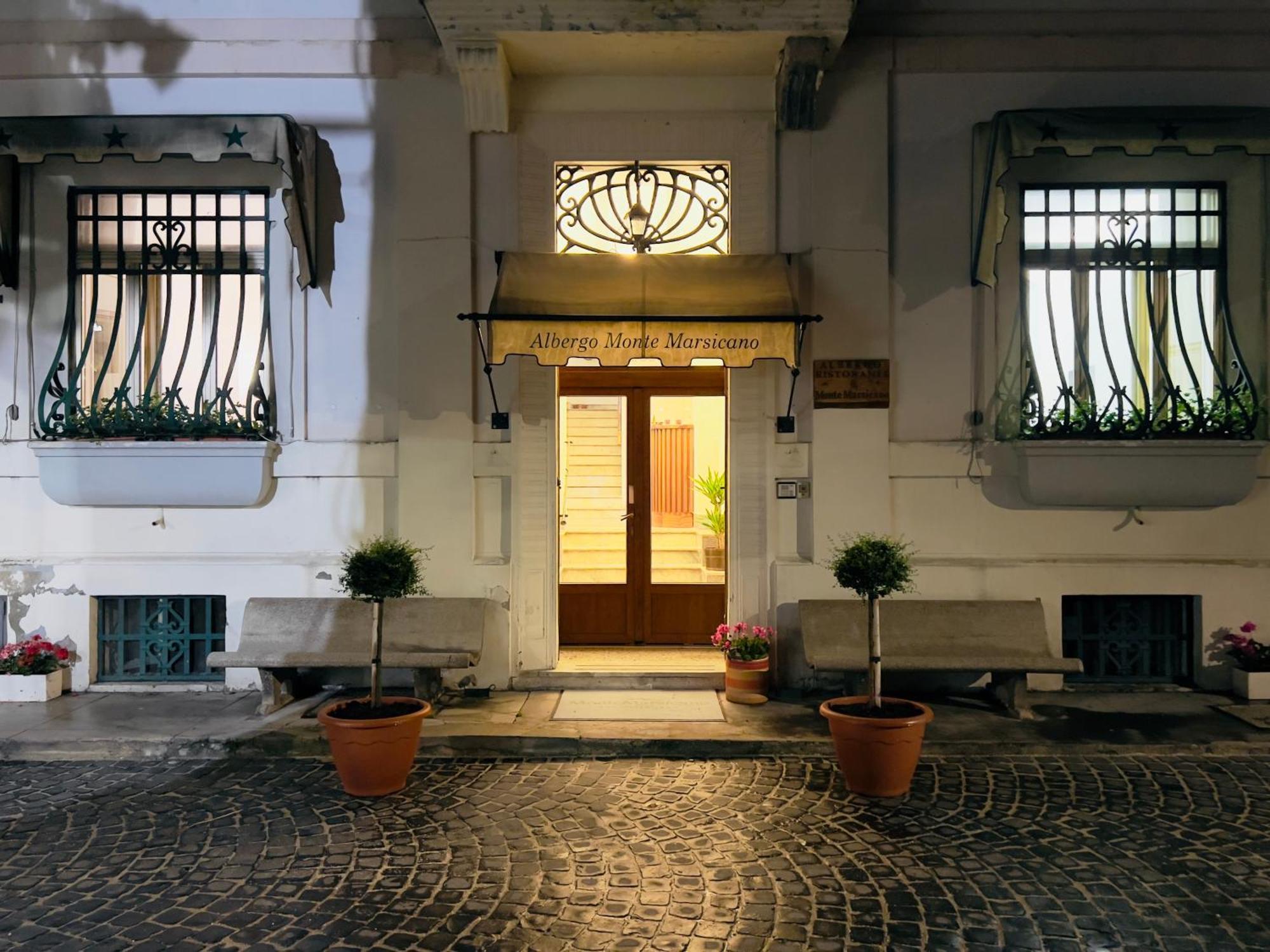 Monte Marsicano Hotel Pescasseroli Exterior photo